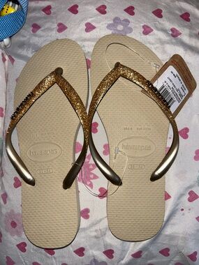 Havaianas Beige Flip Flops with Gold Glitter Straps